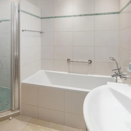 Awesome In With Wifi Apartment *