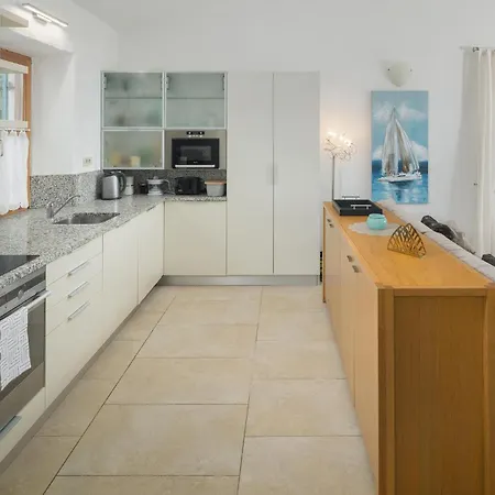 Bibali Bb Croatia * 부제