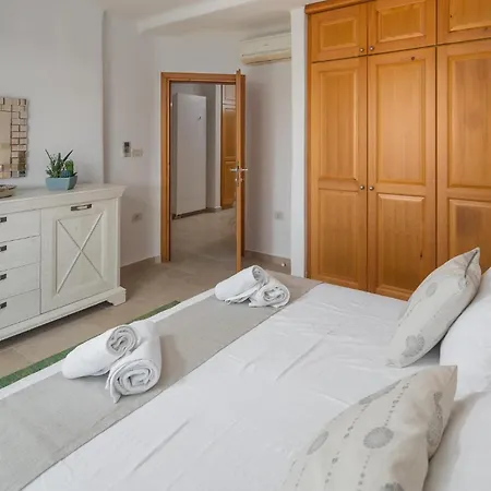 Bibali Bb Croatia 부제